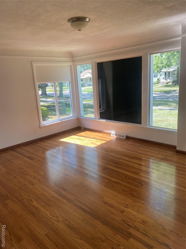 13631 Rosedale St, Southgate, MI 48195 - photo 7