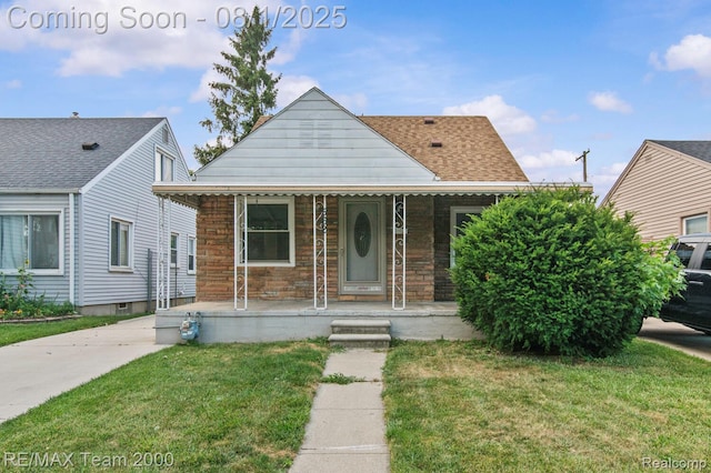 562 Mill St, Lincoln Park, MI 48146 - photo 2
