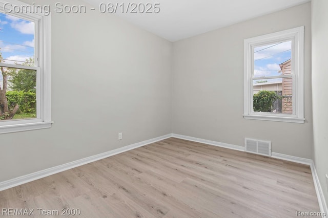 562 Mill St, Lincoln Park, MI 48146 - photo 12