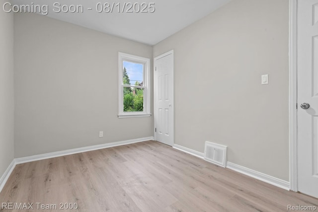 562 Mill St, Lincoln Park, MI 48146 - photo 15