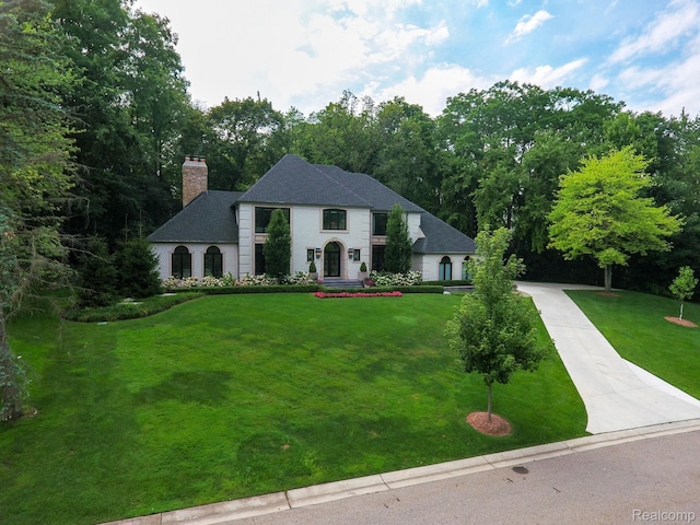 230 Chestnut Cir, Bloomfield Hills, MI 48304 - photo 3