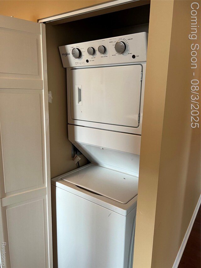 250 Harbortown Dr E Unit 1104, Detroit, MI 48207 - photo 30
