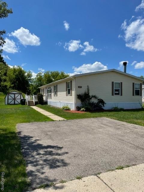 2500277 Mann Rd, Clarkston, MI 48346 - photo 2