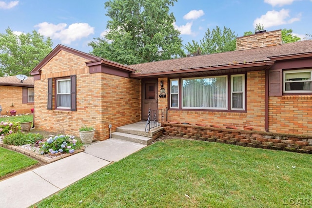 822 Croswell St, Adrian, MI 49221 - photo 3