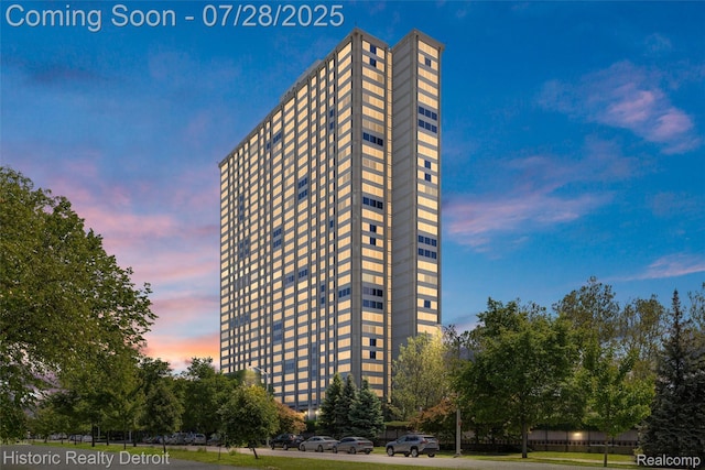 1300 E Lafayette Unit 2407, 08, Detroit, MI 48207 - photo 37