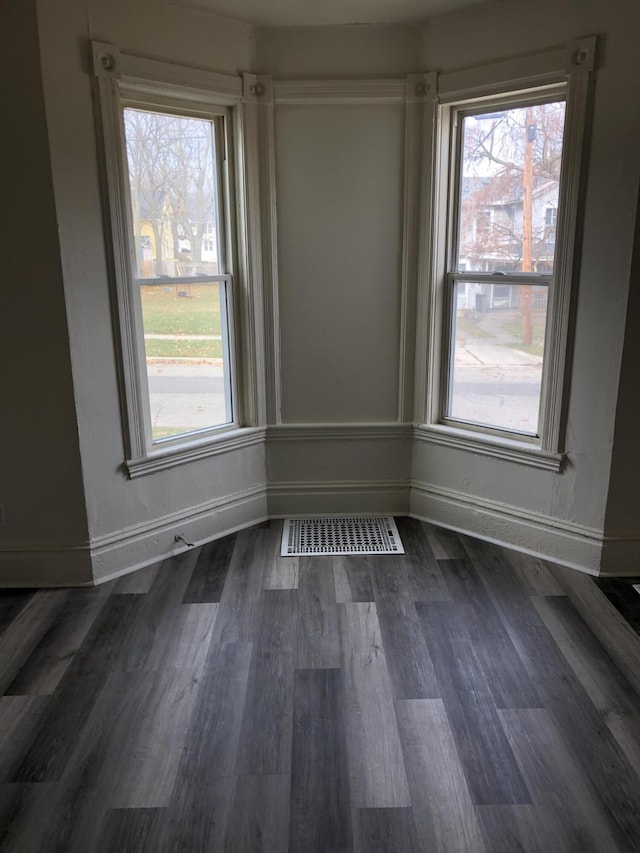 337 W Biddle St, Jackson, MI 49203 - photo 5