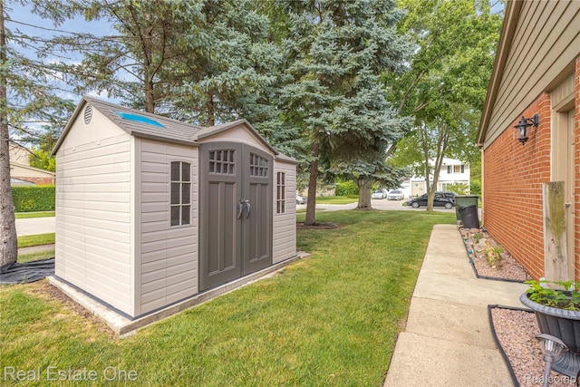 37751 Hanson Dr, Sterling Heights, MI 48310 - photo 36