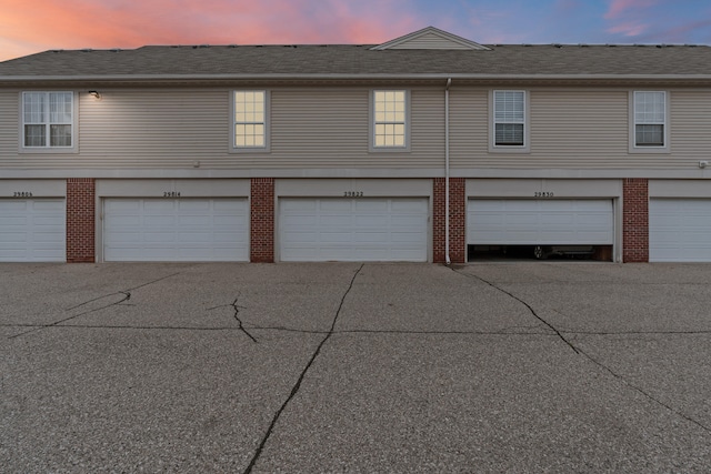 29822 Heritage Pkwy, Warren, MI 48092 - photo 3