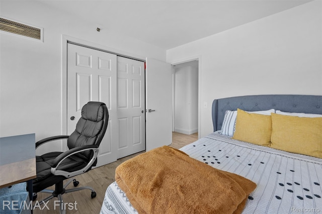 3320 Spinnaker Ln Unit 10D, Detroit, MI 48207 - photo 20