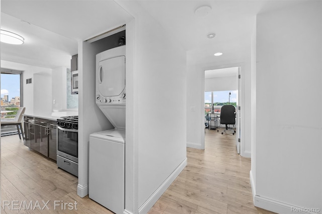 3320 Spinnaker Ln Unit 10D, Detroit, MI 48207 - photo 11
