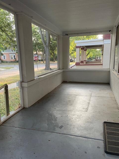 1405 Bemis St SE, Grand Rapids, MI 49506 - photo 2