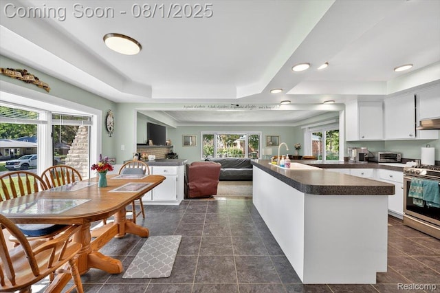 724 Lynndale Dr, Rochester Hills, MI 48309 - photo 6
