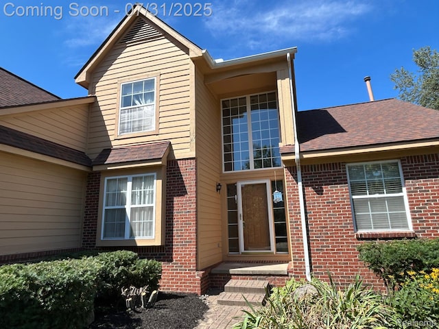2403 Sandlewood Dr, White Lake, MI 48383 - photo 2