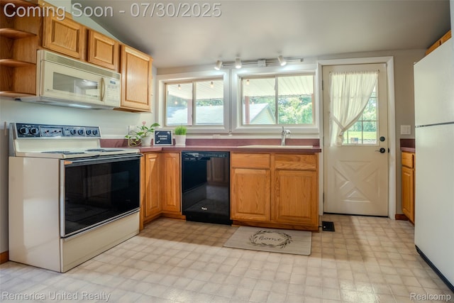 839 Sweetbriar, Milford, MI 48381 - photo 21