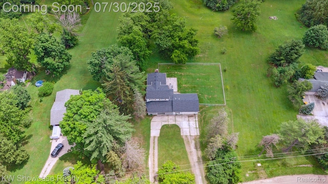 23500 Sans Souci St, Farmington, MI 48336 - photo 42