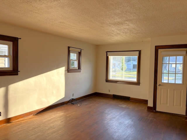2205 S Pennsylvania Ave, Lansing, MI 48910 - photo 6