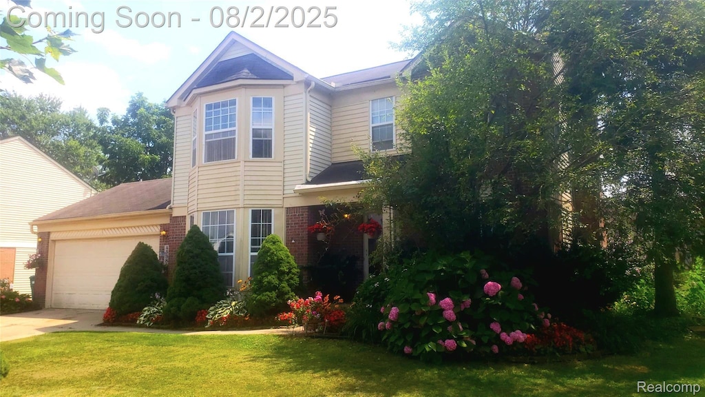 45381 Greenbriar Dr, Belleville, MI 48111 - photo 1