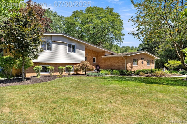 41950 Woodbrook Dr, Canton, MI 48188 - photo 1
