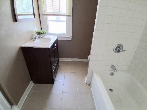 940 Lake Michigan Dr NW, Grand Rapids, MI 49504 - photo 17