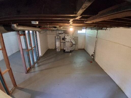 940 Lake Michigan Dr NW, Grand Rapids, MI 49504 - photo 28