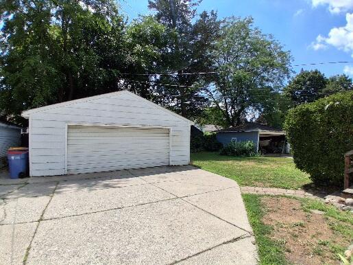 940 Lake Michigan Dr NW, Grand Rapids, MI 49504 - photo 34