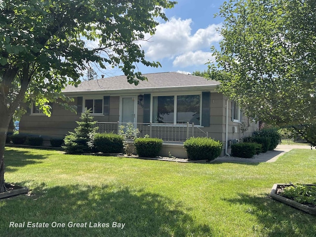 2115 Reinhardt St, Saginaw, MI 48604 - photo 1