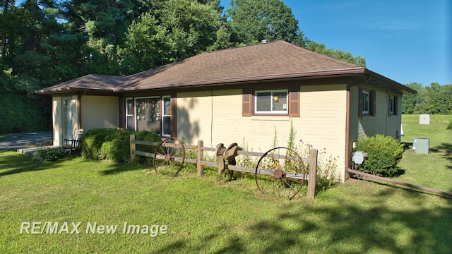 5651 Sheridan Rd, Saginaw, MI 48601 - photo 3