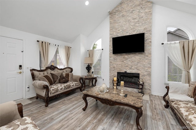 16281 Pine Ridge Dr N, Fraser, MI 48026 - photo 4