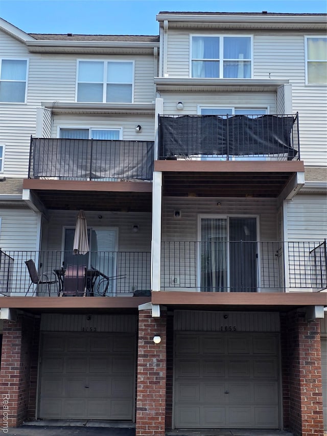 1655 Campau Farms Cir Unit 25, Detroit, MI 48207 - photo 4