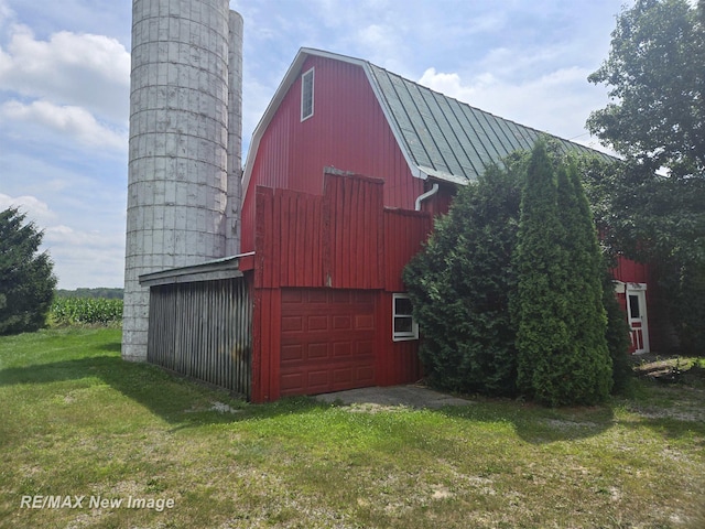 525 S Graham Rd, Saginaw, MI 48609 - photo 3