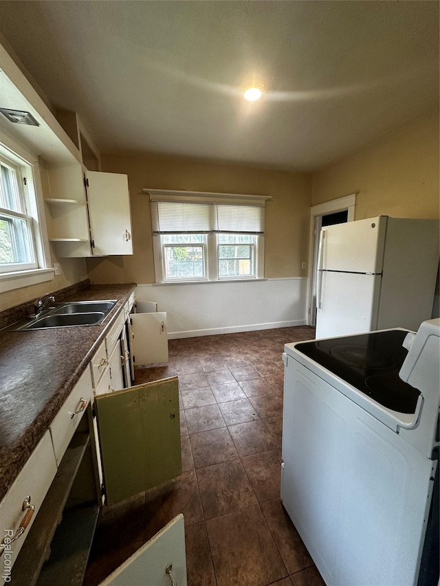 1818 N Woodbridge St, Saginaw, MI 48602 - photo 4
