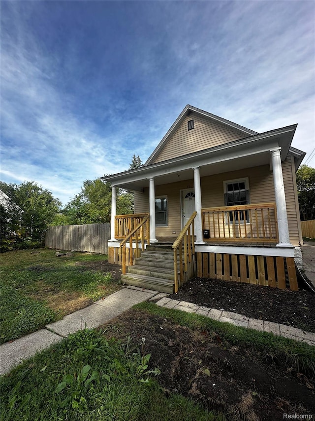 1818 N Woodbridge St, Saginaw, MI 48602 - photo 2