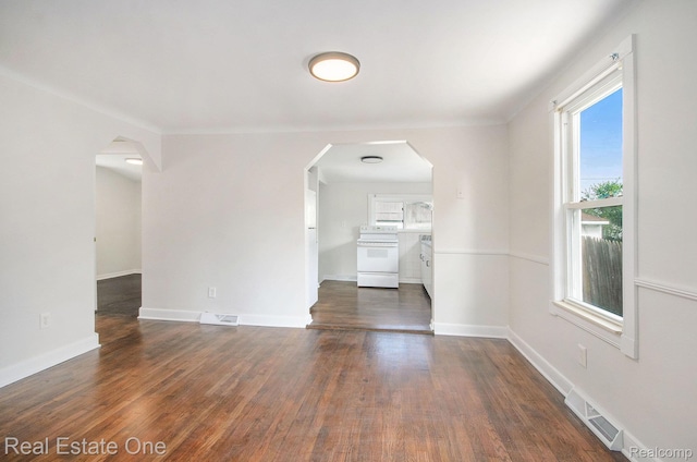 24924 Tuscany Ave, Eastpointe, MI 48021 - photo 6