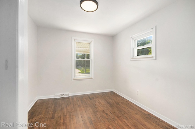 24924 Tuscany Ave, Eastpointe, MI 48021 - photo 5