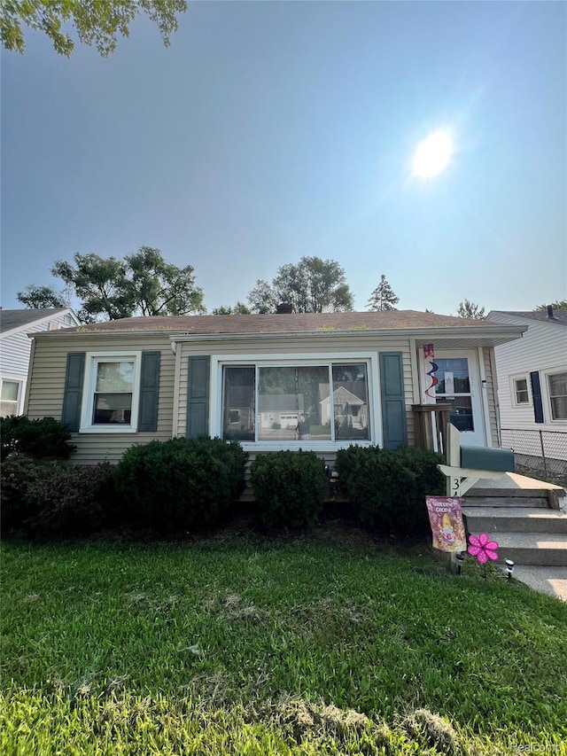 3420 Mackinaw St, Saginaw, MI 48602 - photo 1