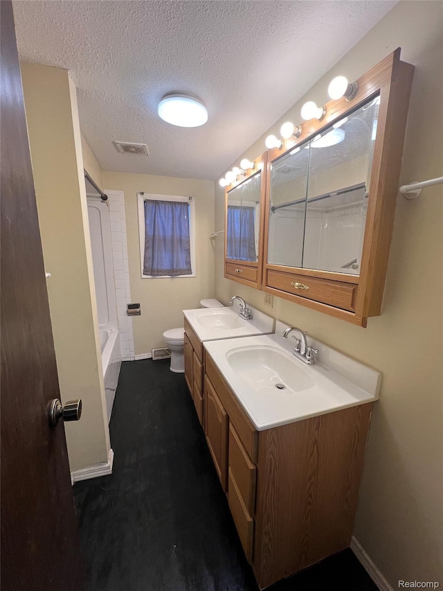 2517 Mackinaw St, Saginaw, MI 48602 - photo 3
