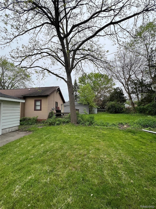 222 Borland Ct, Saginaw, MI 48602 - photo 3