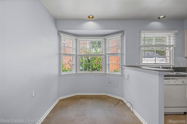 438 Colonial Ct, Grosse Pointe Farms, MI 48236 - photo 11