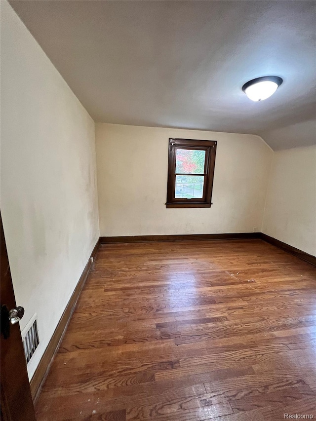 254 Lockwood St, Saginaw, MI 48602 - photo 9