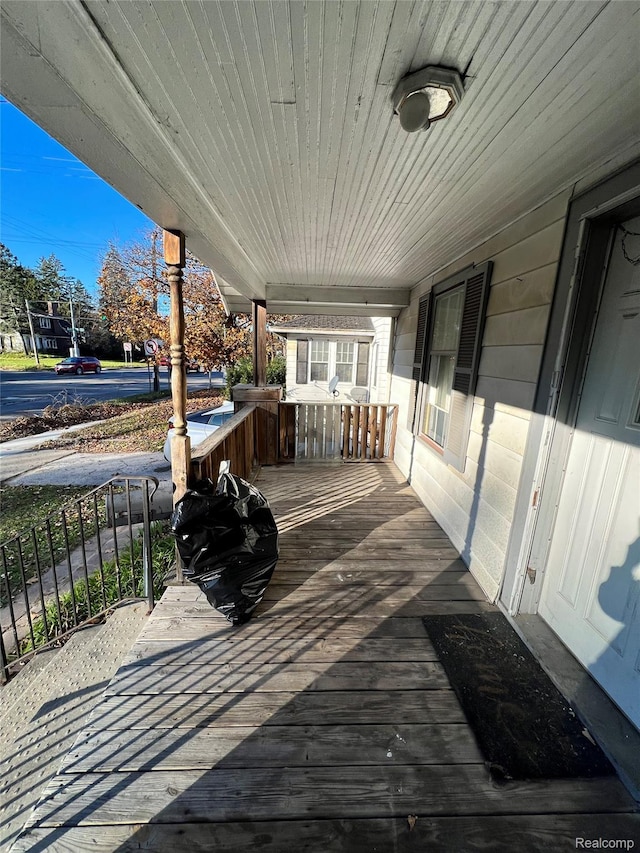 1946 Gratiot Ave, Saginaw, MI 48602 - photo 2
