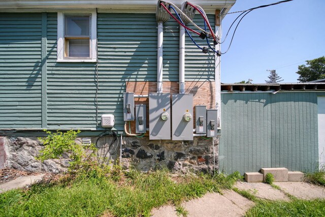 601 1st St, Jackson, MI 49203 - photo 33