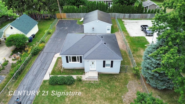 335 N Third St, Freeland, MI 48623 - photo 2