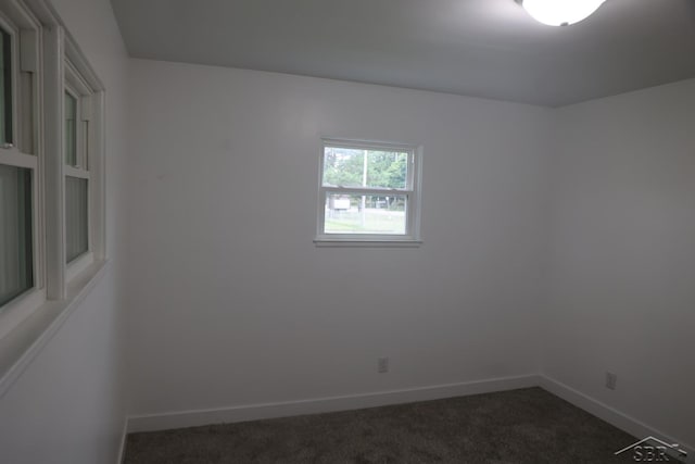 1932 S Outer Dr, Saginaw, MI 48601 - photo 13