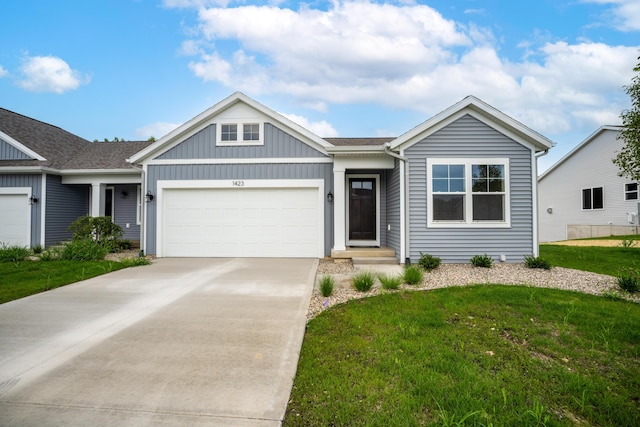 1423 N Village Cir, Kalamazoo, MI 49009 - photo 1