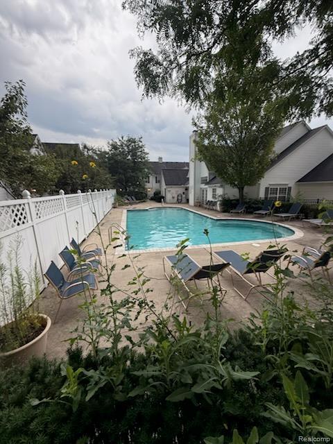 22296 Cape Cod Way, Farmington Hills, MI 48336 - photo 14