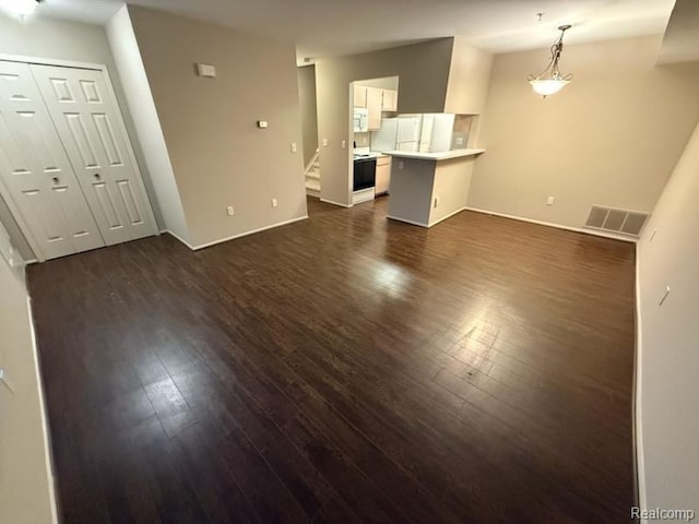 22296 Cape Cod Way, Farmington Hills, MI 48336 - photo 2