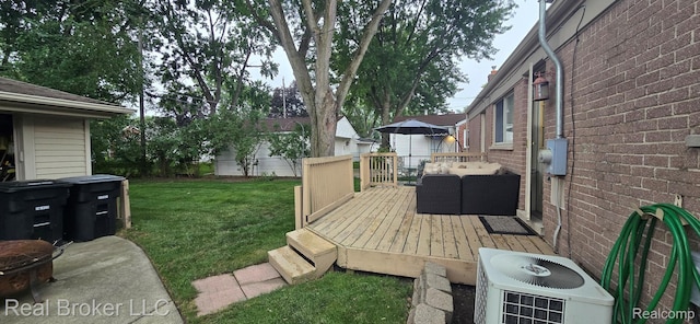 11060 Flamingo St, Livonia, MI 48150 - photo 3