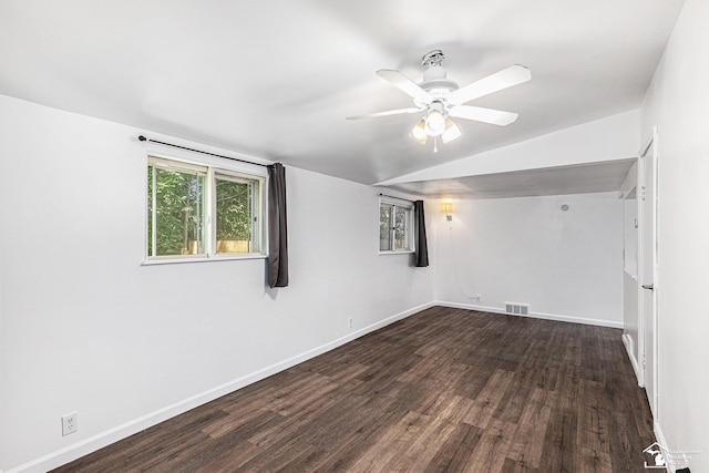 221 S Benjamin St, Fowlerville, MI 48836 - photo 5
