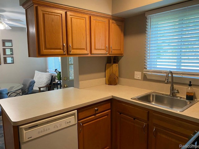 2526 Patrick Henry St, Auburn Hills, MI 48326 - photo 8