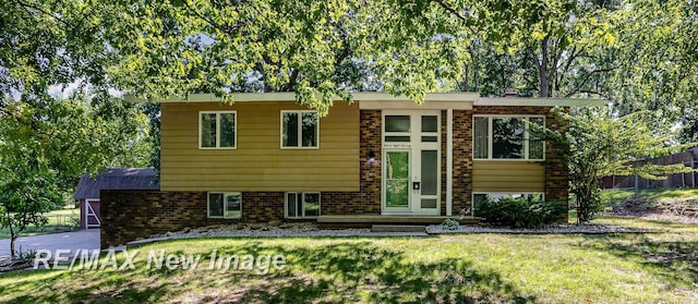 11870 Parklane St, Mount Morris, MI 48458 - photo 1
